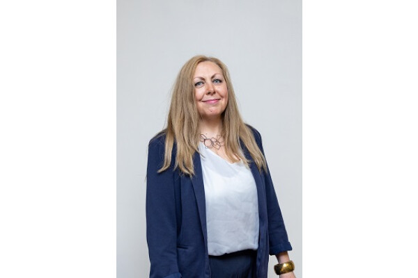 Board Eleanor Rayers small image