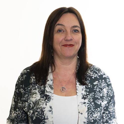 Kathy Jones headshot